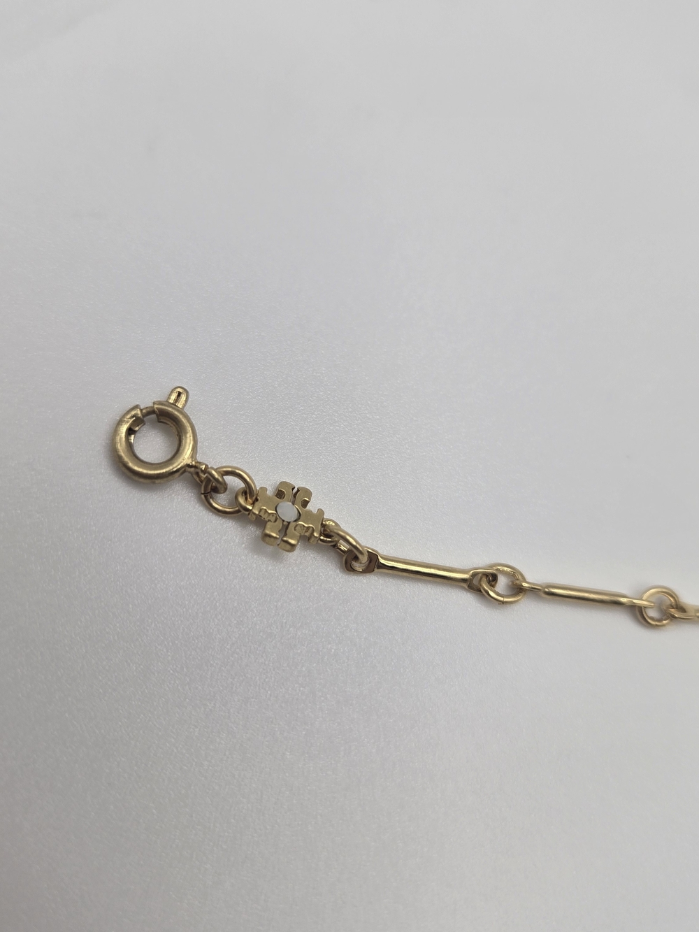 New Tory Burch Roxanne Thin Chain Bracelet Gold Logo Link Vintage Look - Picture 4 of 5